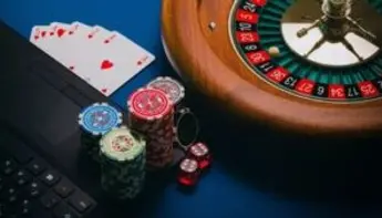 ما هو مولِّد الأرقام العشوائية في العاب الكازينو اون لاين؟